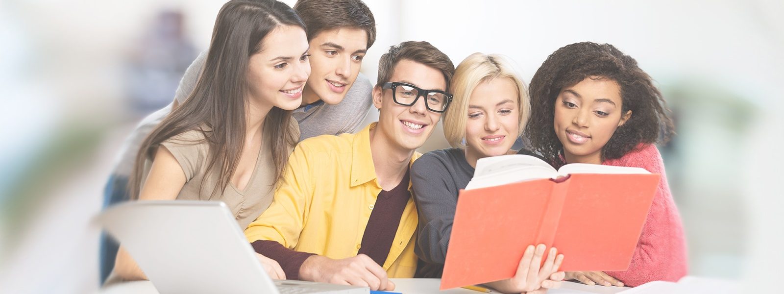 Study Pre-sessional English course online in UK